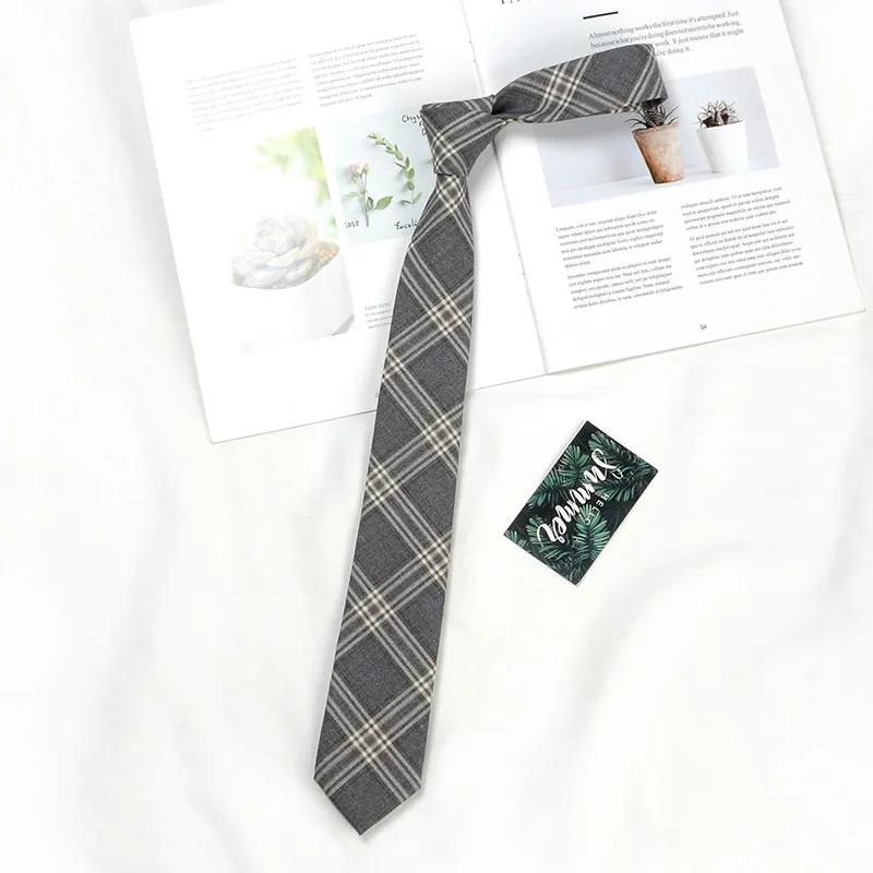 Рисунок 2 - Коричневый галстук Мужская рубашка