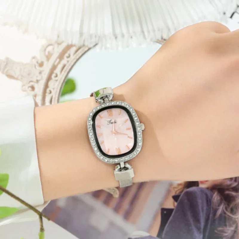 Shell Dial Womens Watch Rhinestone Oval Quartz Wristwatches Extremely Thin Strap Bracelet Watch Female Clock Reloj Mujer Relógio