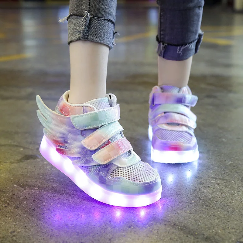 Girls Shoes Spring Summer 2023 New Boys Luminous Shoes LED sneaker Children\'s Mesh Shoes