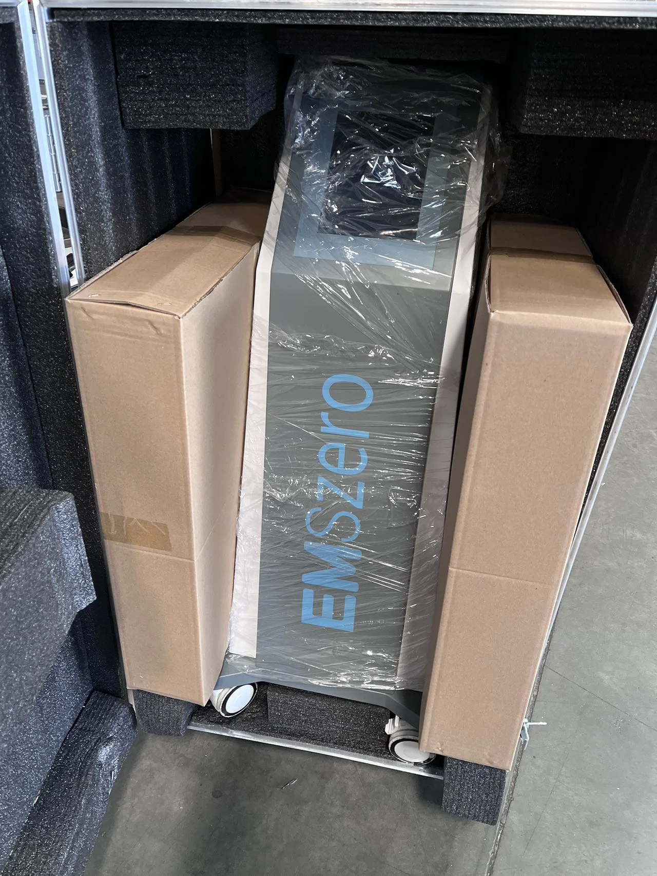 

Professional EMSzero RF Machine EMSzero Body Sculpting Machine EMS Fat Burning Slimming Muscle Stimulator for beauty salon