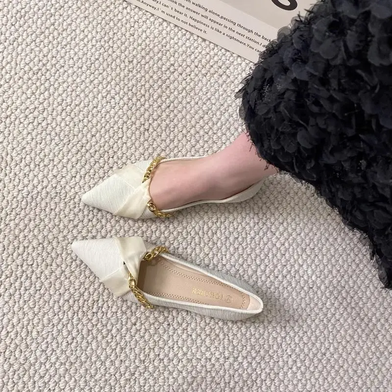 Szpiczaste baleriny z miękką podeszwą, nowe, modne, uniwersalne buty damskie na wiosnę i lato, eleganckie, proste, z płytkim wycięciem.