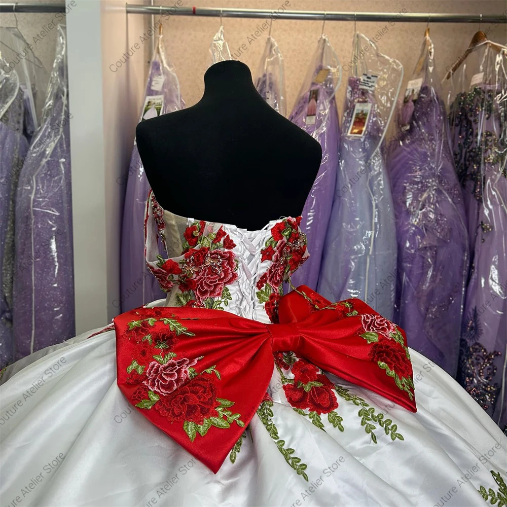 Amazing White Satin Red Roses Embroidery Quinceanera Dresses For Girl With Bow Ball Gown Dress For Sweet 15 16 Sweetheart gala