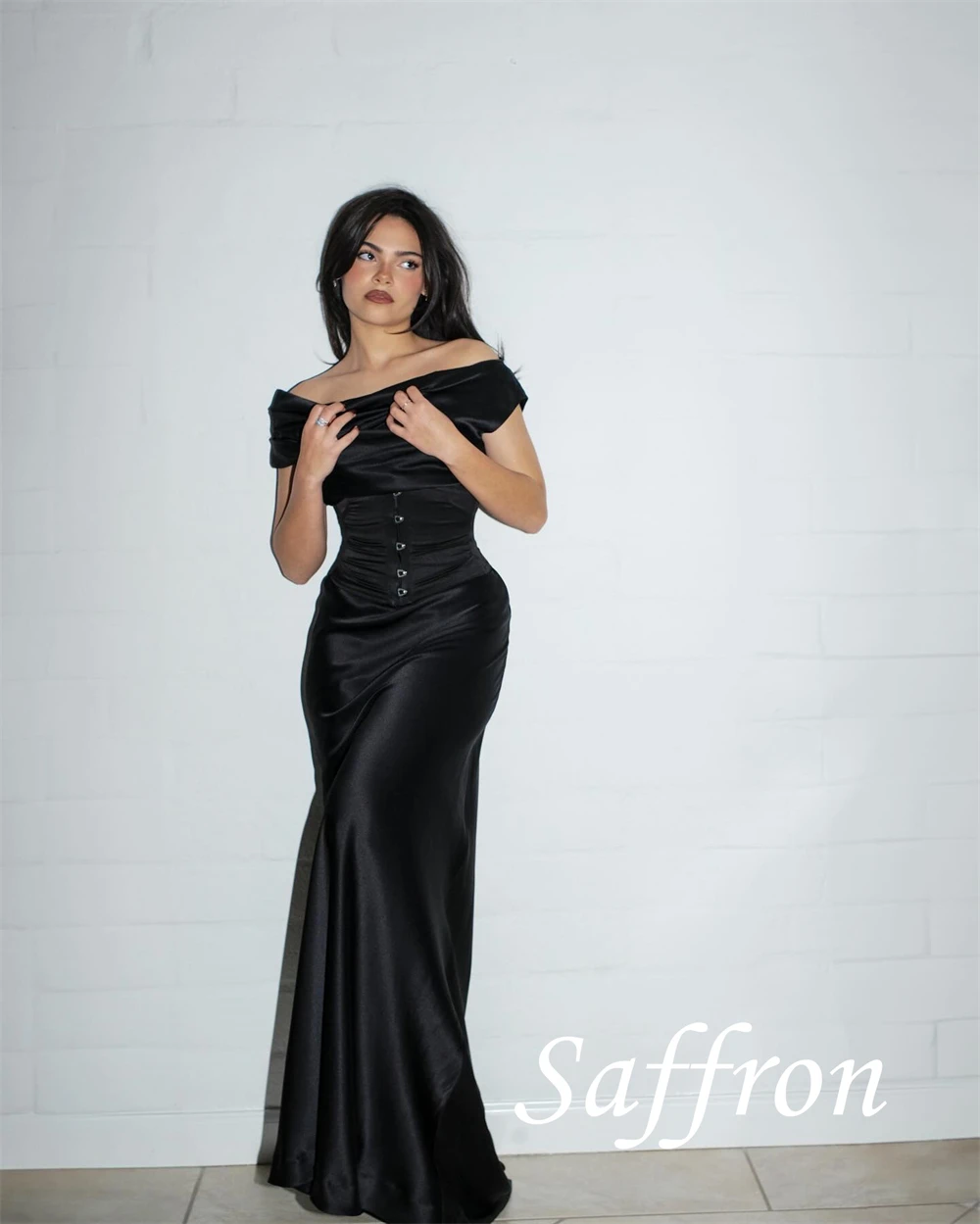 Customized Graceful Off the Shoulder Evening Dress Delicate Buttons Celebrity Gowns High Quality Satin Mermaid Party Dress