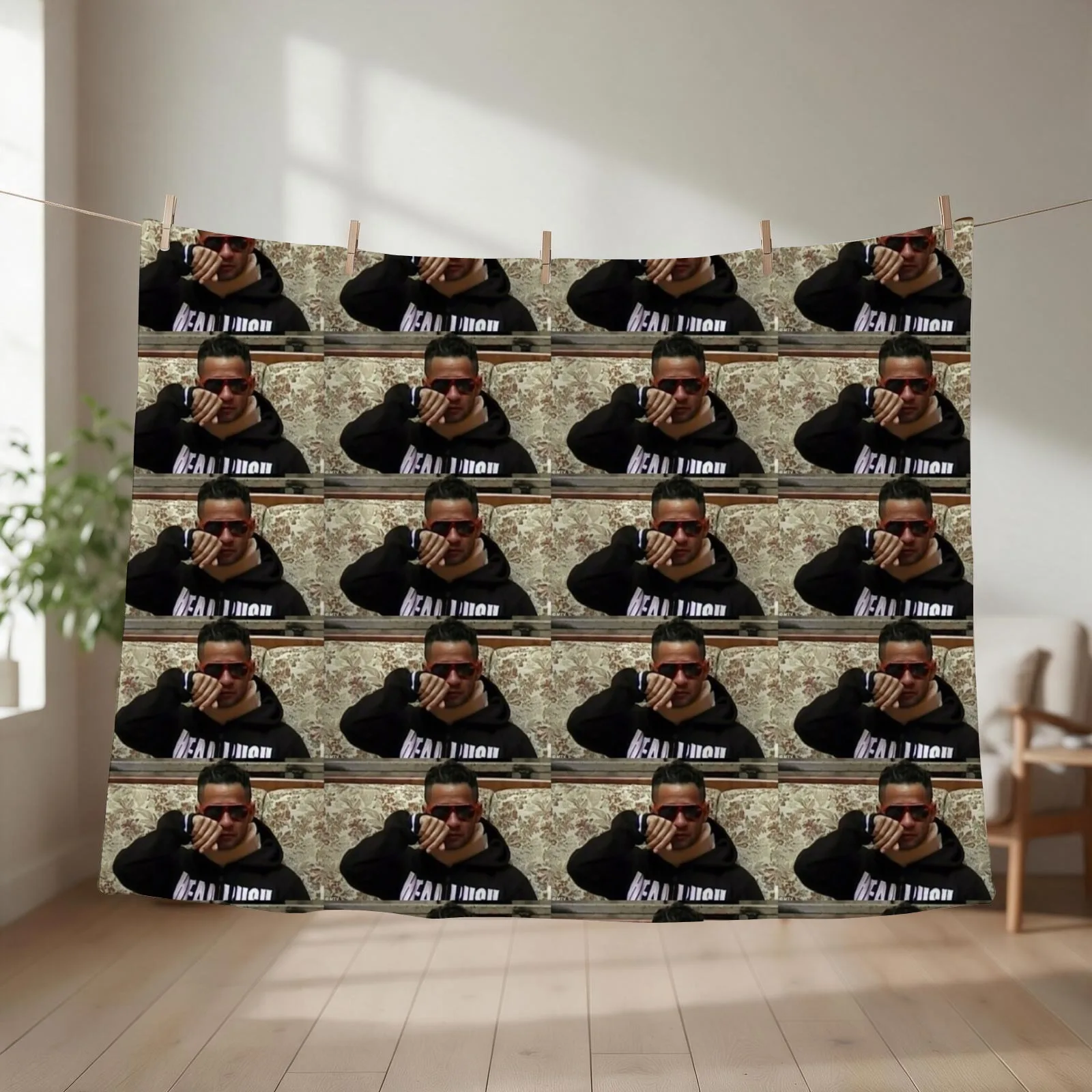 Crying Situation with a Neck brace Throw Blanket couch cozy soft plush fuzzy picnic outdoor blanket