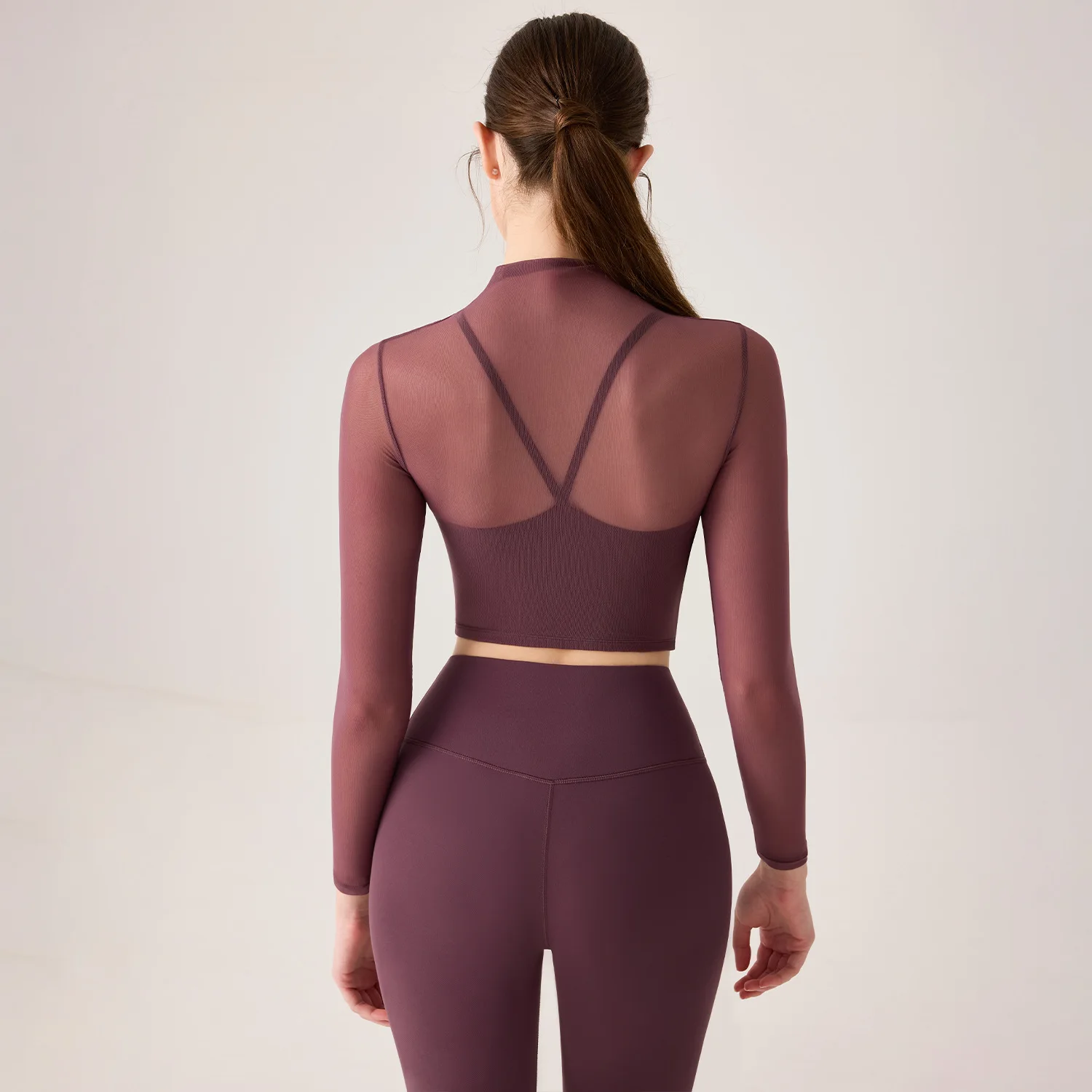 Fitness Exercise Pilates Fashion, Sexy Hollow Out, Small High Neck, Long Sleeved Breathable Mesh Belt, Chest Pad T-Shirt