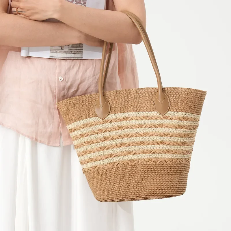 Striped Woven Straw Beach Tote Bag Large Capacity Nail Detail Shoulder Bag for Women Seaside Vacation Vegetable Basket view 3