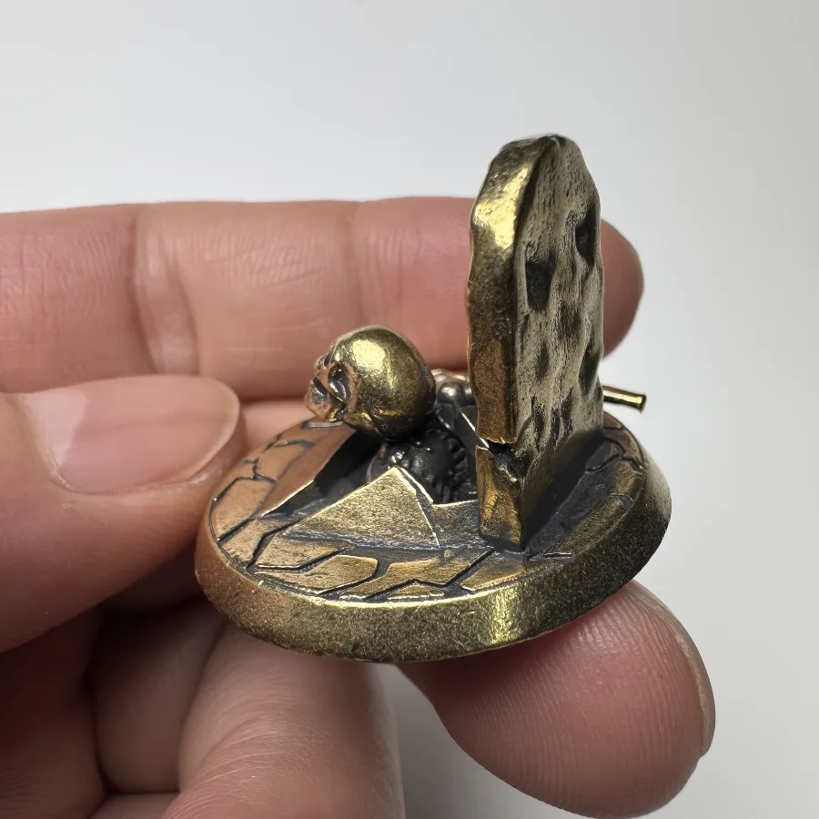 Vintage Brass Skull Statue Antique Gothic Office Desk Sculpture Ornament Coffee Shop Bar Decoration Copper Ware Unique Gift