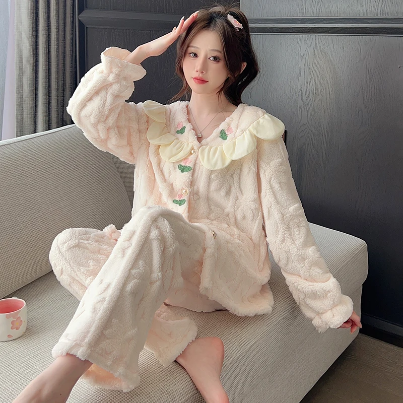 2024 New Thickening Lapel Cardigan Women Sets Luxury Two Pieces Plush Set Clothes for Women Sweet Printing Pajamas for Women