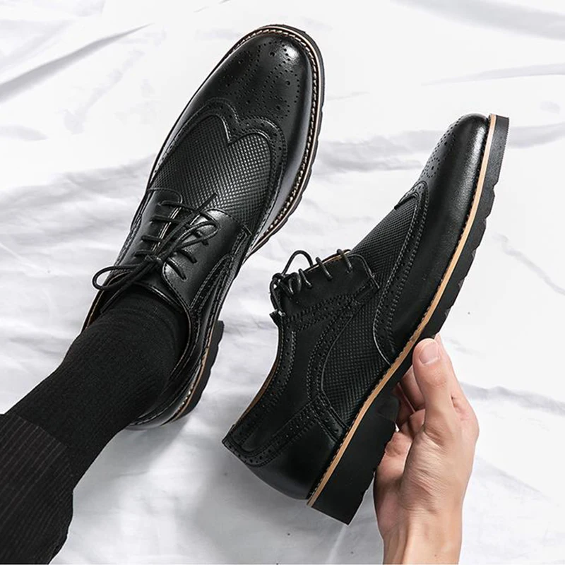 Shoes for Men Handmade Mens Wingtip Oxford Black Leather Brogue Men\'s Dress Classic Business Formal Zapatillas Hombre 2023