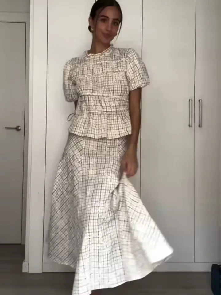Spring Plaid Embroidered Bow Short Sleeve Blouse Tops and A-line Side Zipper Skirt Women Casual Office Lady Daily Commuting Set