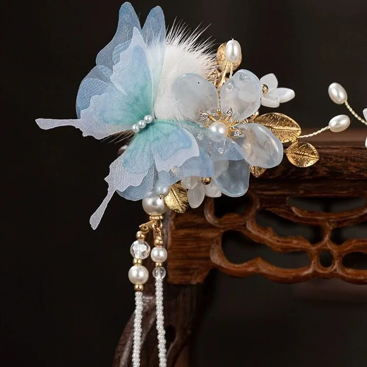 Elegant Chinese Hanfu Hair Accessories Set Snow Velvet Butterfly Fluffy Pom Pom Clips Comb Pins Retro Style Headwear For Women