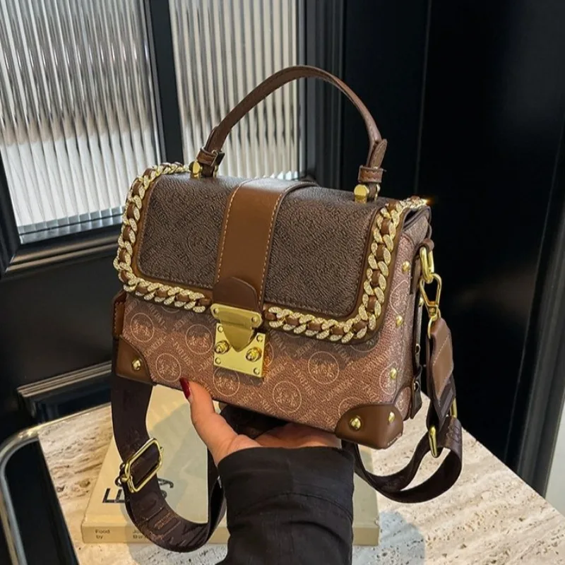 

Exquisite Glamorous Diaper Bag Crossbody Baby Daily Work Commuting Exquisite Chic Versatile Sophisticated Organized Functional