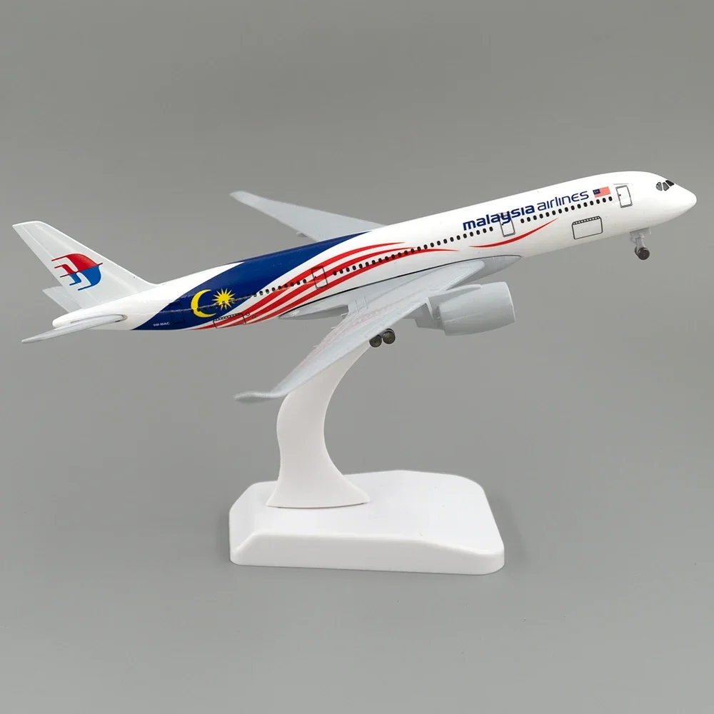 20cm Malaysia Airlines Airbus A350 Aircraft Model Toy 350 Alloy Aircraft Model With Landing Gear Aircraft Model Hobby Collection