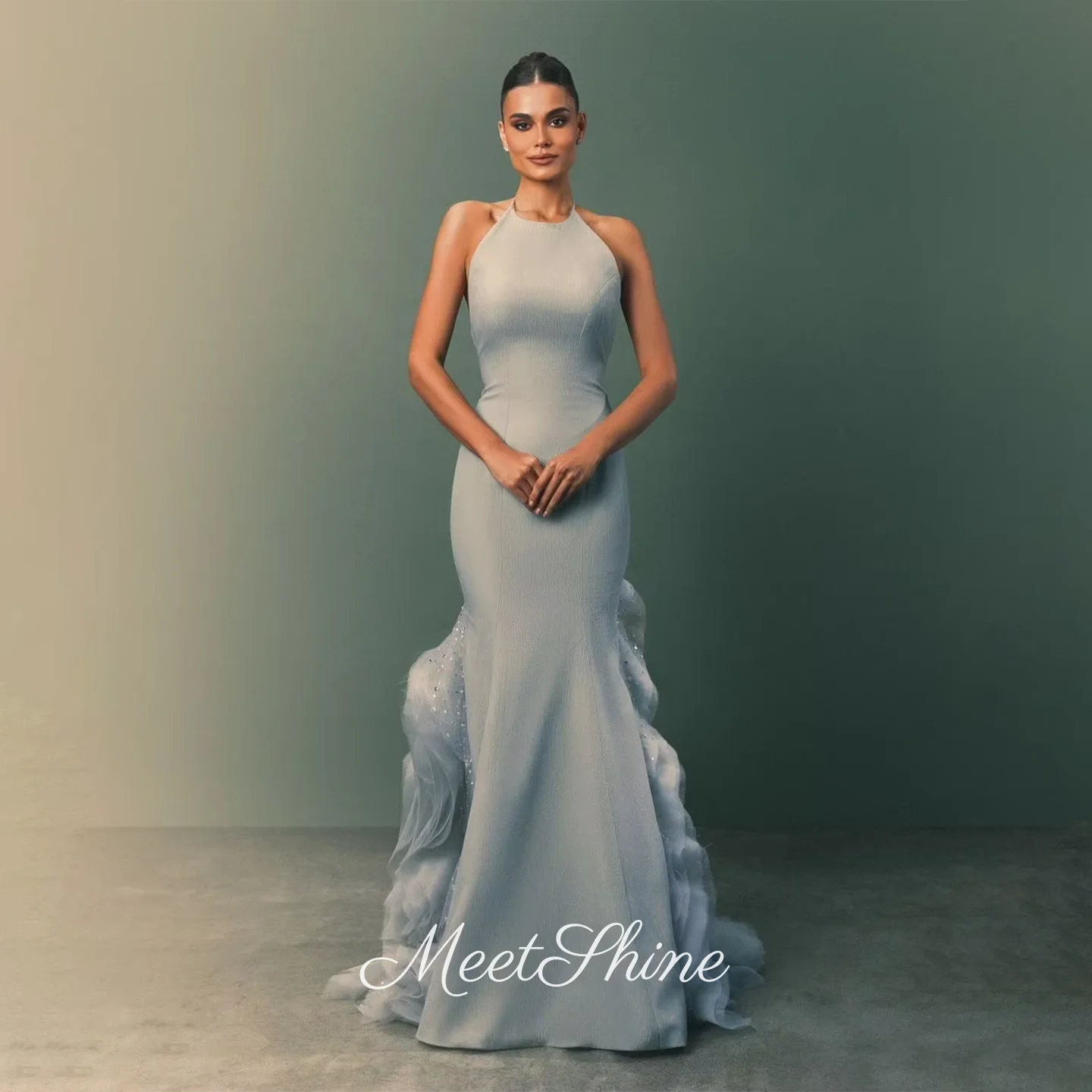 

Stunning Blue Mermaid Halter Satin Evening Dress Dubai With Ruffles Laters Open Back Purle Formal Wedding Prom Dress Customized