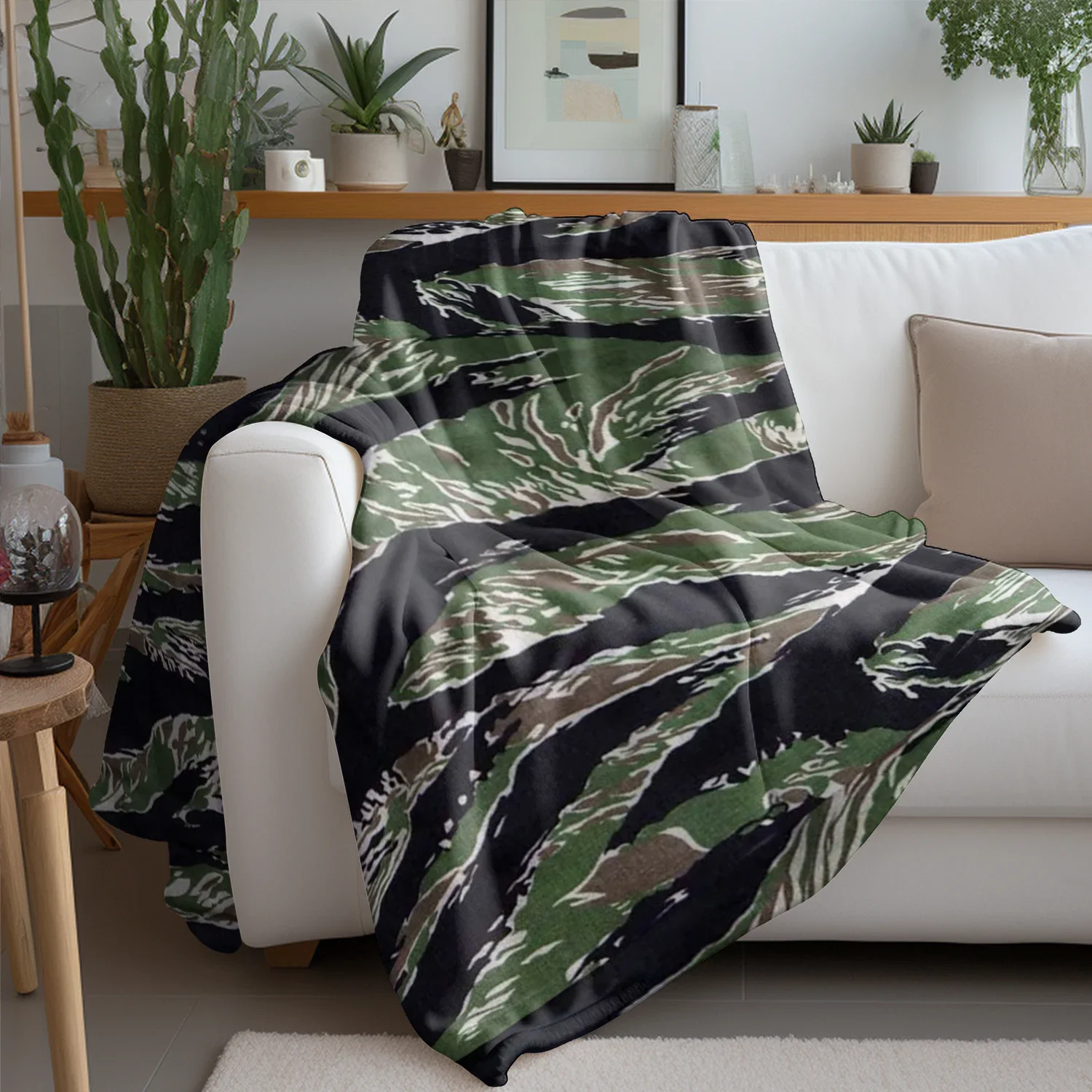 Weiche Tiger-Streifen-Camouflage-Flanell-Überwurfdecke für Bett, Sofa, Heimdekoration, Büro, Nickerchen, gemütliche Tagesdecke für Wohnzimmer