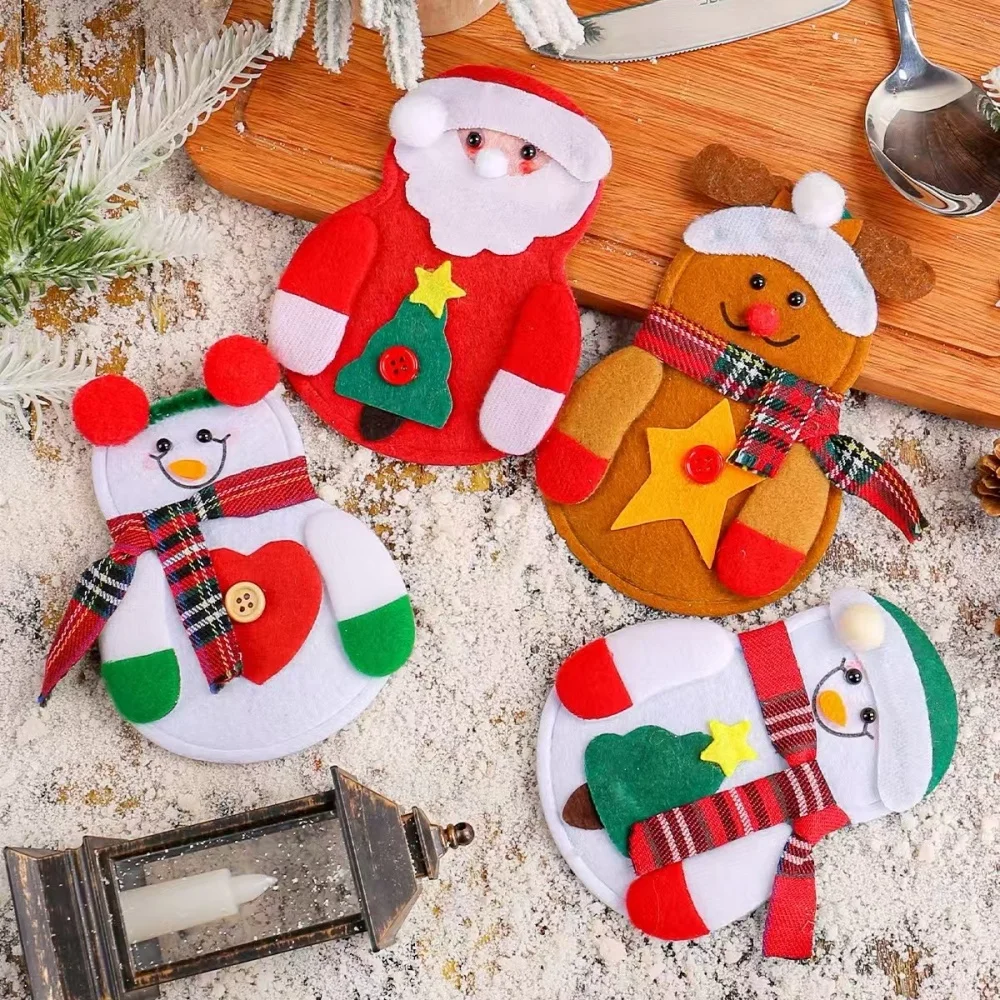 

Christmas Tableware Holder Bags Christmas Hat Fork Knife Cutlery Bags Christmas Party Decorations Xmax New Year Table Ornament