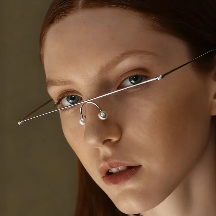 Unique Lens Free Pearl Embellished Face Line Jewelry Cool Edgy Street Style Versatile for Street Snap Music Festival Accessory