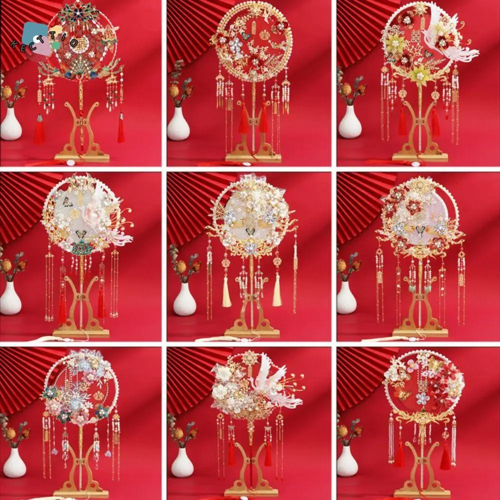 

Antique Style Bride Group Fan Handmade Flower Desig Wedding Show Fan Long Handle with Tassel Bride Hand Held Fan Home Decoration