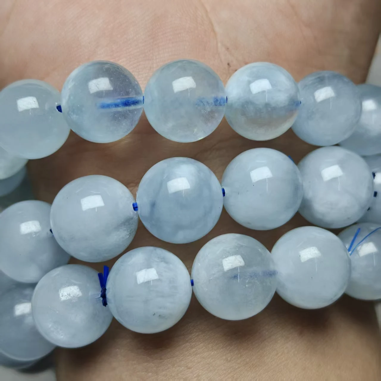 XINGYU Natürliche AAA Blauer Himmel und Weiße Wolken Aquamarin Glatte Runde Lose Perlen für Schmuckarmbänder, Mysteriöser Edelstein – Detail 2