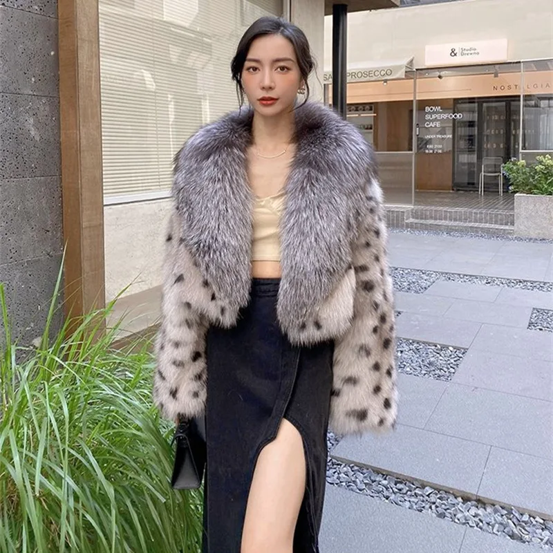 Autumn Winter New Faux Fox Fur Wild Leopard Faux Fur Women's Short Silver Fox Fur Collar Coat