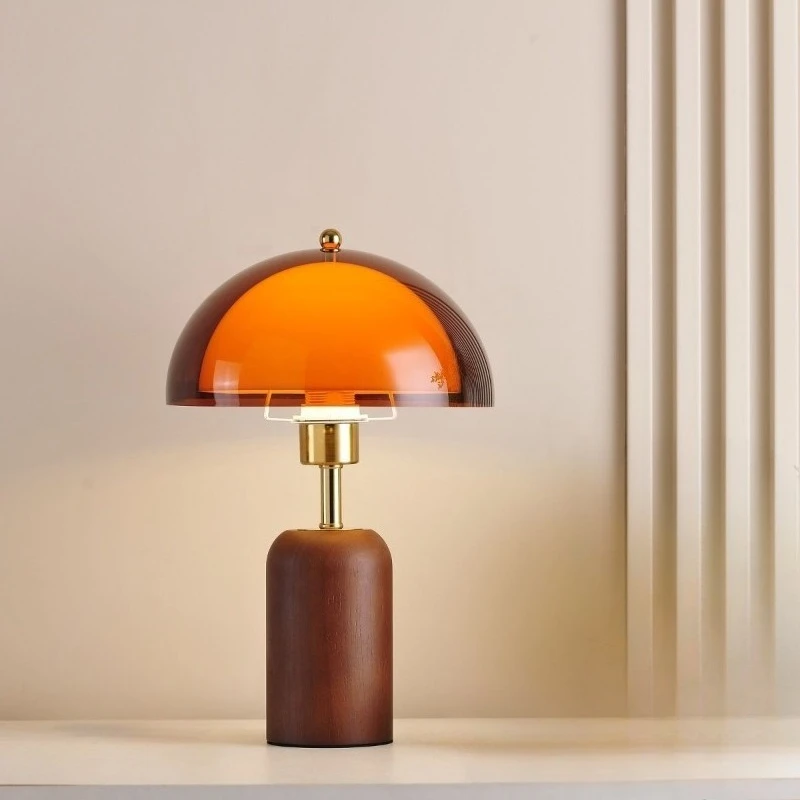 2026 New Vintage Desk Lamp Bedroom Study Retro Style Floor Lamp Designer Atmosphere High-end Feeling Solid Wood Bedside Lamp Led