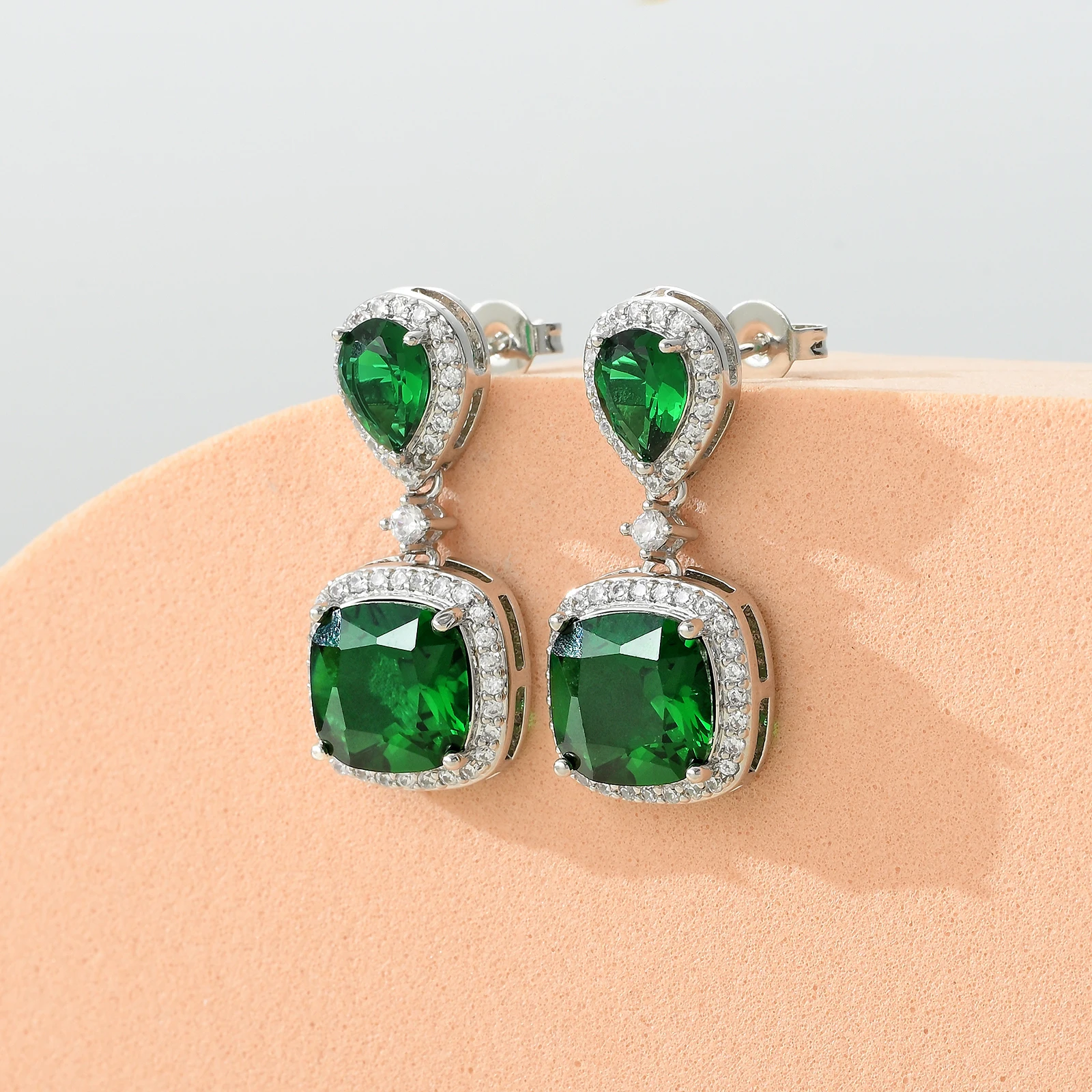 Europe and the United States fashion OL emerald light luxury full superflash zircon earrings high sense women's earrings earring