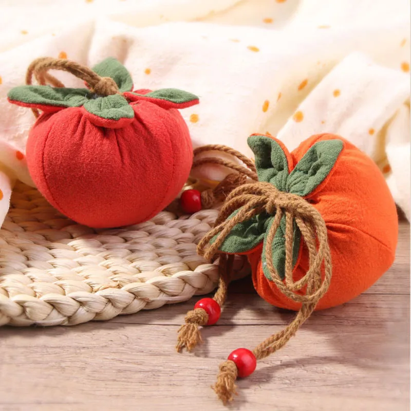 20pcs/lot 7*10cm Persimmon Shape Sachet Cotton Linen Cloth Drawstring Bags Car Decoration Small Gift Pendant Cute Pouches