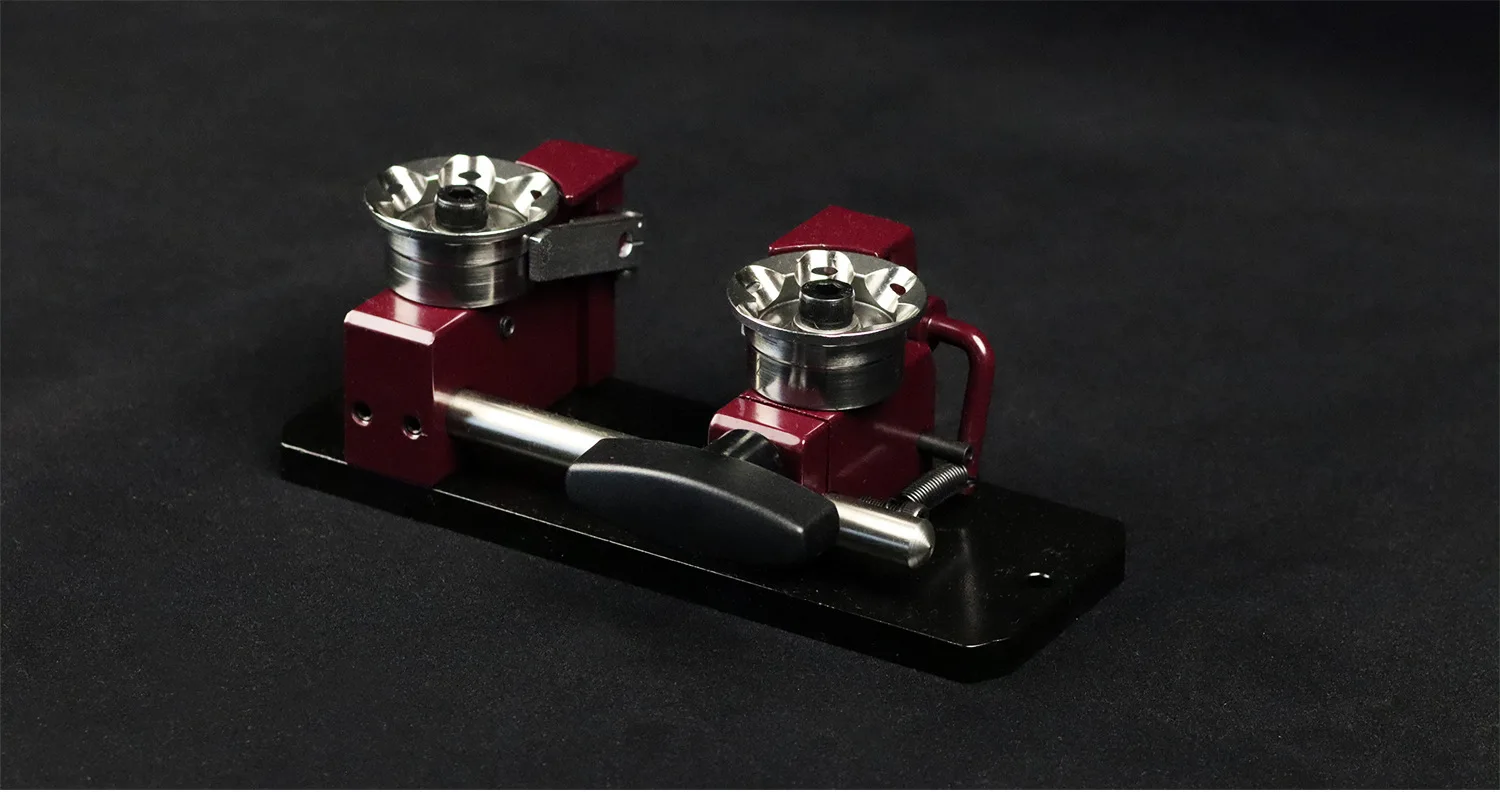 Bordatrice per reggette per bordi della cintura