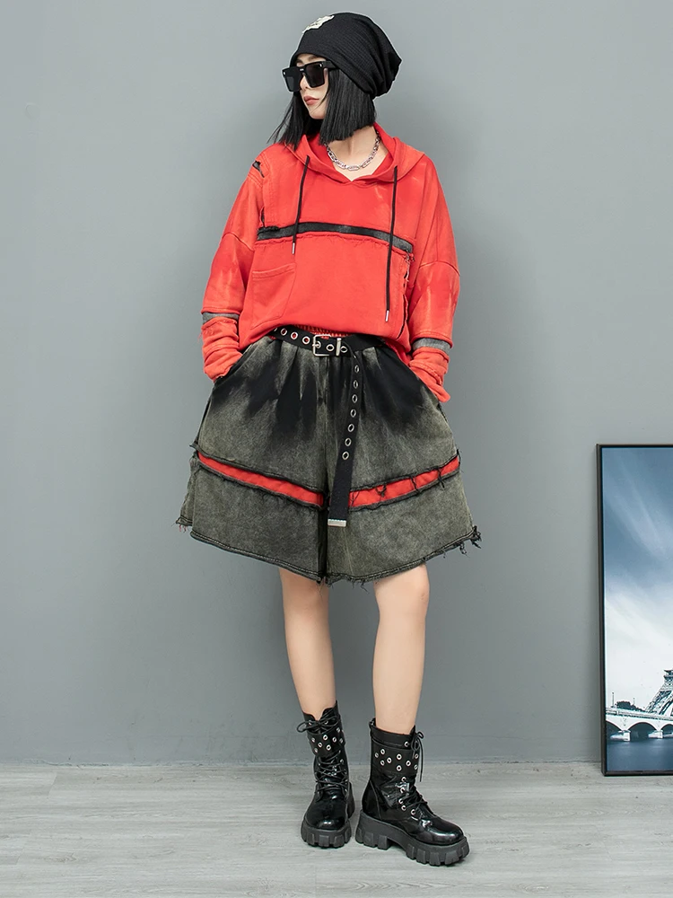 

Retro Distressed Contrasting Loose Hooded Pullover Sweatshirt Wide-leg Shorts Two-piece Set Women's Autumn New Fashion Suit