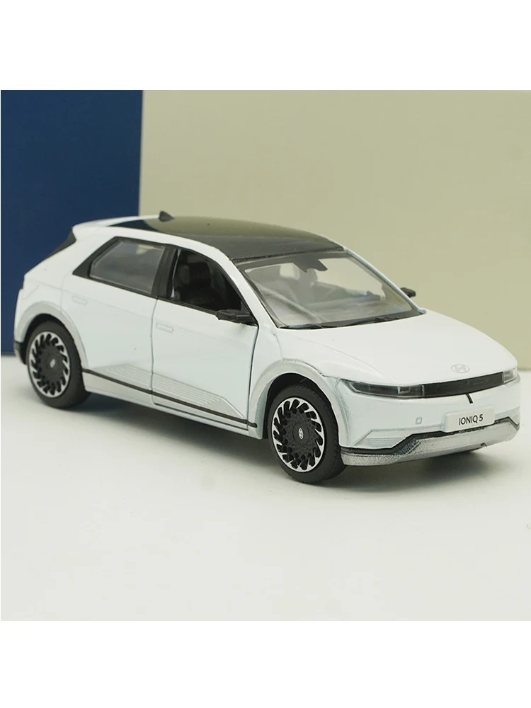 1/38 Original nueva llegada precio especial Diecast Metal coreano IONIQ 5 modelo de coche muebles colección de exhibición juguetes para niños