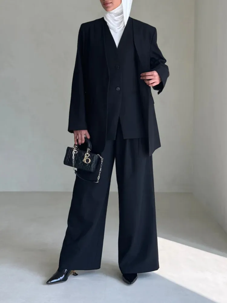 سترة SS25 Cyber Y2K القابلة للتحويل: سترة نسائية بإبزيم جانبي منقوشة بالذكاء الاصطناعي مصنوعة من نسيج التكنولوجيا المعاد تدويره متعددة الاتجاهات للمكتب إلى ملابس الشارع #3