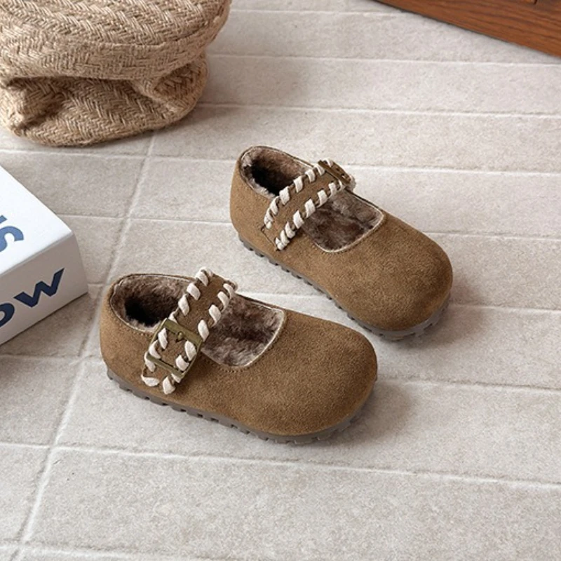 

2025 детские повседневные туфли на плоской подошве для девочек, осень-зима, новые модные нескользящие универсальные теплые сабо в корейском стиле с мягкой подошвой в стиле ретро