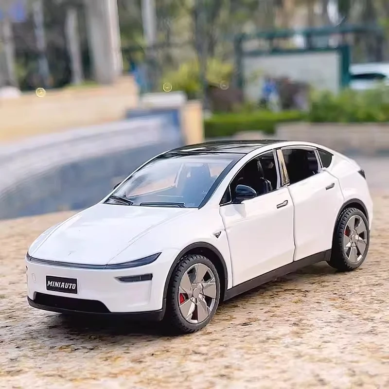 

НОВИНКА: Модель автомобиля Tesla Model Y из сплава, масштаб 1:32, со звуком и светом, инерционная, детская игрушка, коллекционная модель, подарок на день рождения