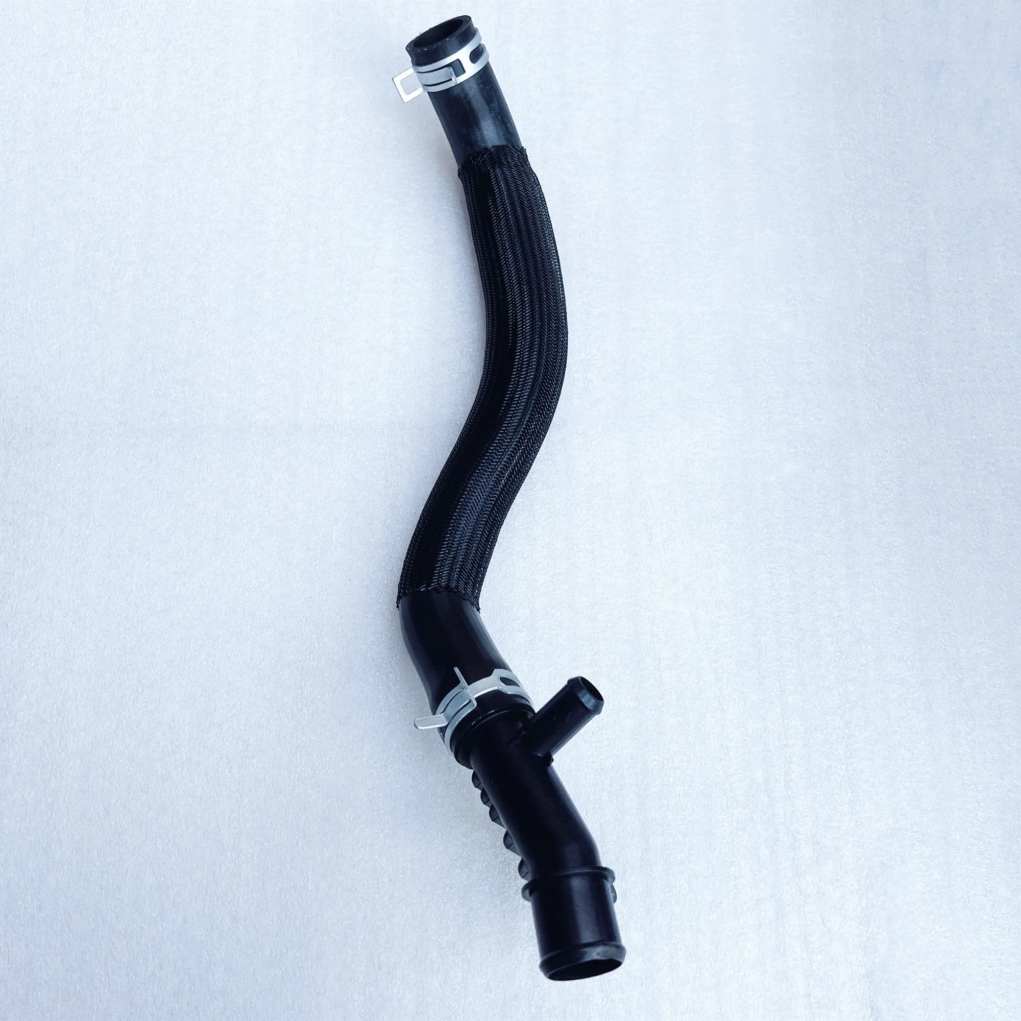 Radiator Outlet Hose With Tee (Upper Water Pipe With tee) 68280779AB, Suitable for 2.0L, Wrangler, 2018-2023