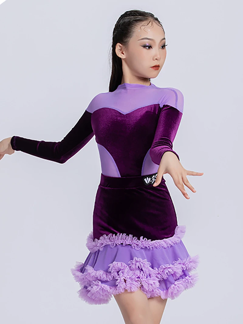 فستان مسابقة الرقص اللاتيني 2025 جديد للأطفال البنات أداء احترافي ارتداءها والتنانير الشتاء المخملية ممارسة زي