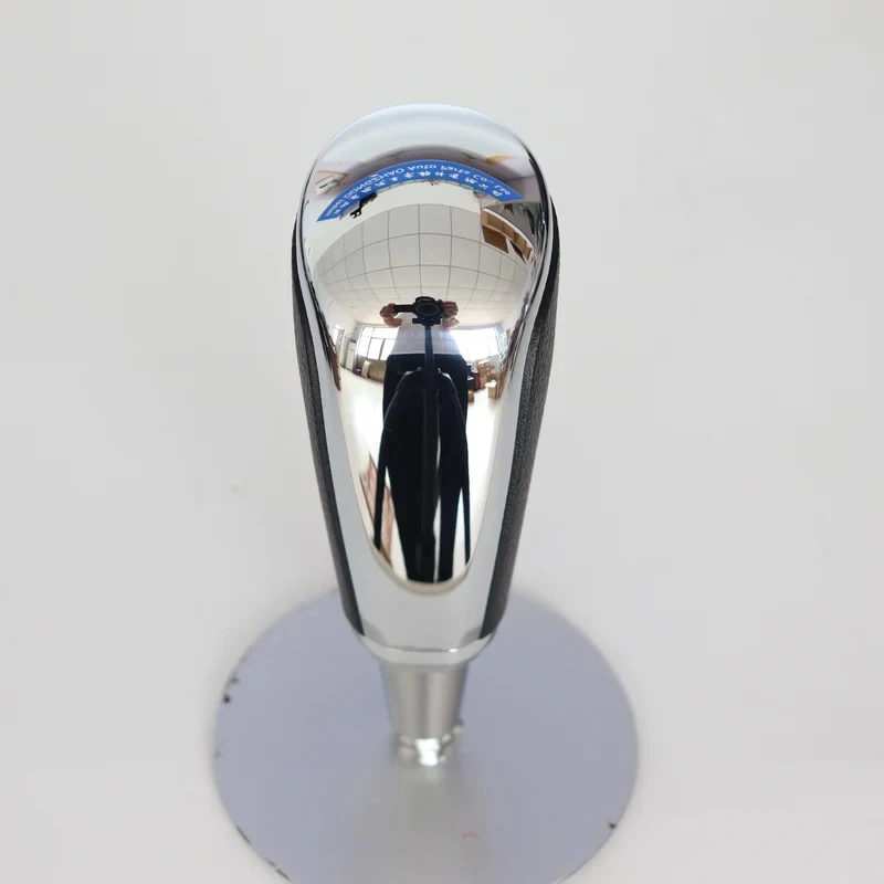 

for Leather-wrapped manual transmission gear head, gear lever ball head and gear shift knob for Toyota Corolla.