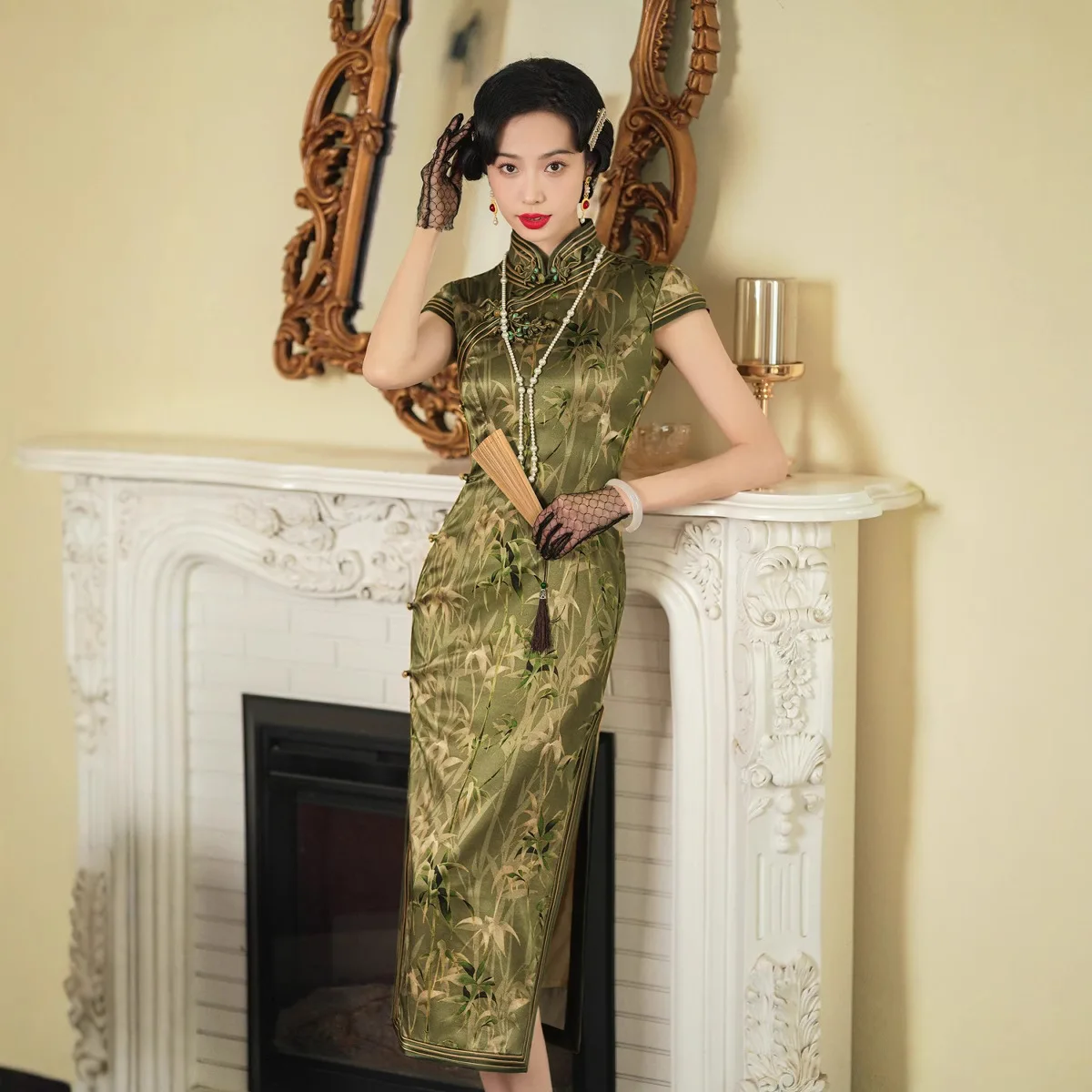 

Green Handmade Flower Button Silk Improved Floral Traditional Vintage Modern Cheongsam Qipao Women's High-Grade Suzhou Long