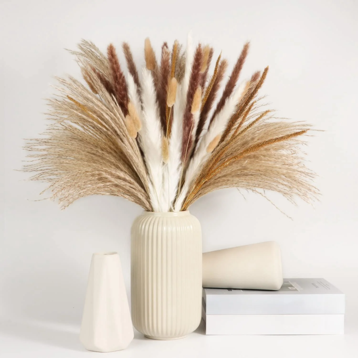 

120 Pieces Natural Pampas Grass Boho Style Suitable for Table Party Farmhouse Garden Home Decor Wedding Holiday Arrangement