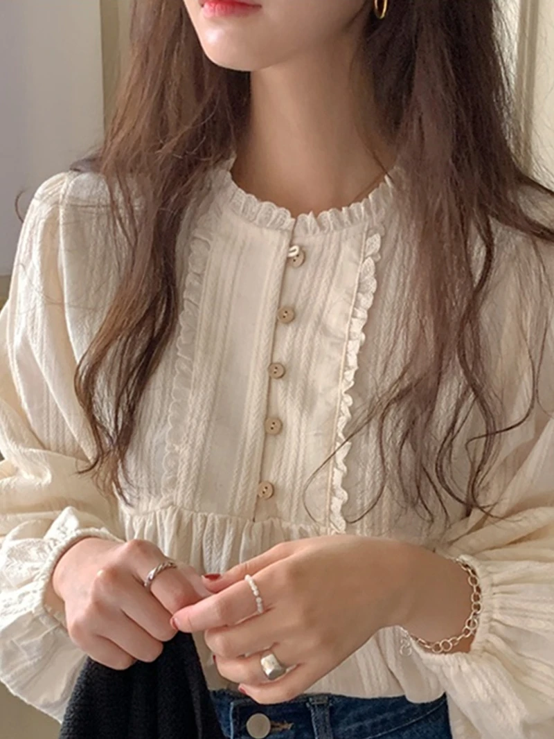 

Chic White irt Women's New Sle Sweet Gently Pleated Lace Trim Button round Ne Long Sve ort Length Loose Fit Korean...