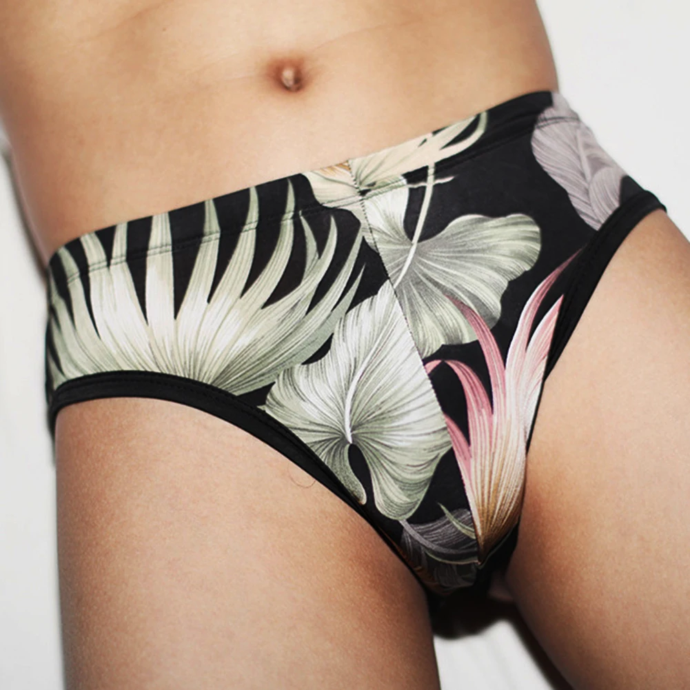 

UltraThin Ice Silk Briefs Underpants, Breathable and Comfortable, Sexy Printing, Suitable for Vacation and Holiday