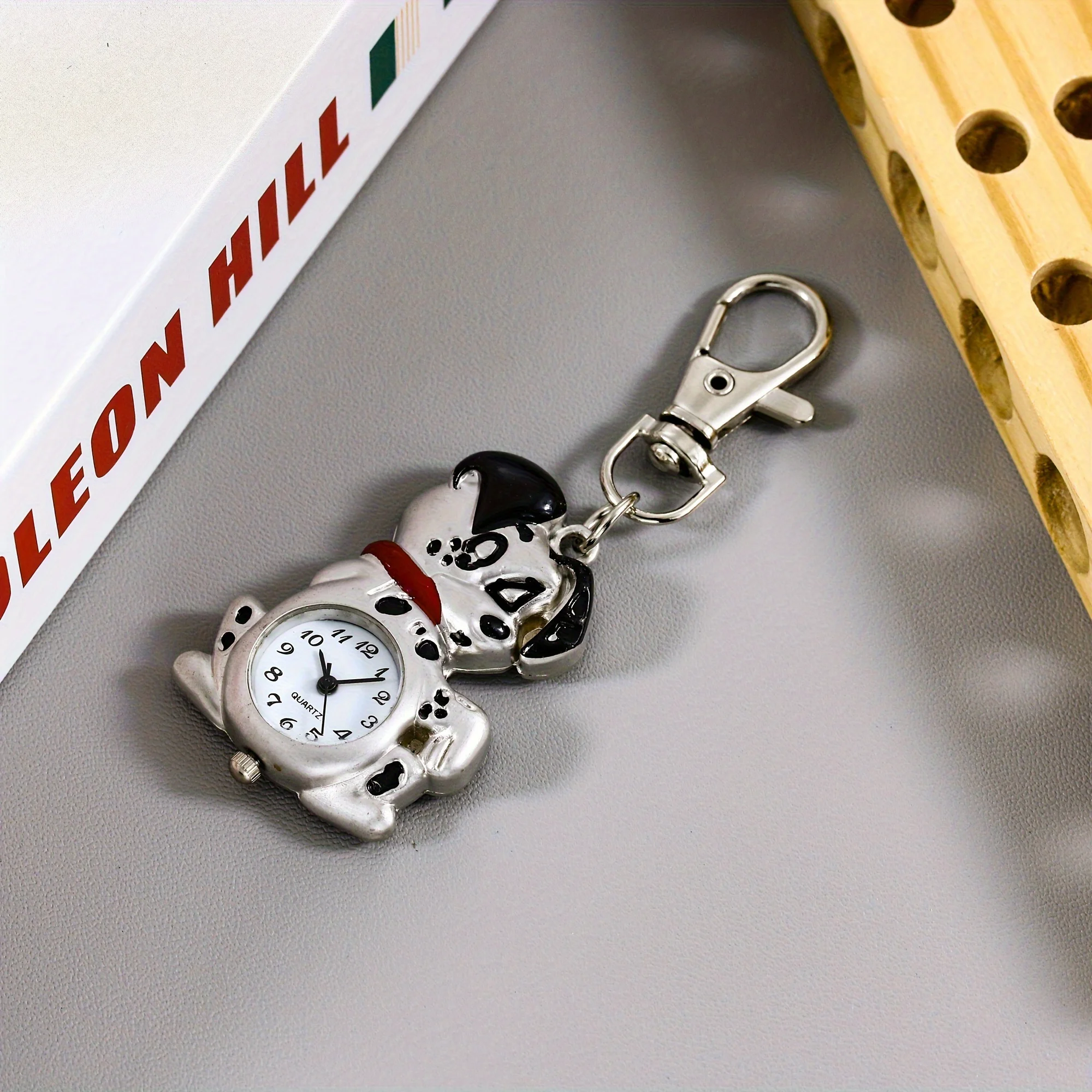 American Dalmatian Keychain Watch Hanging Watch Cute Pendant Creative Gift Pocket Watch Fashion Trend Hanging Watch