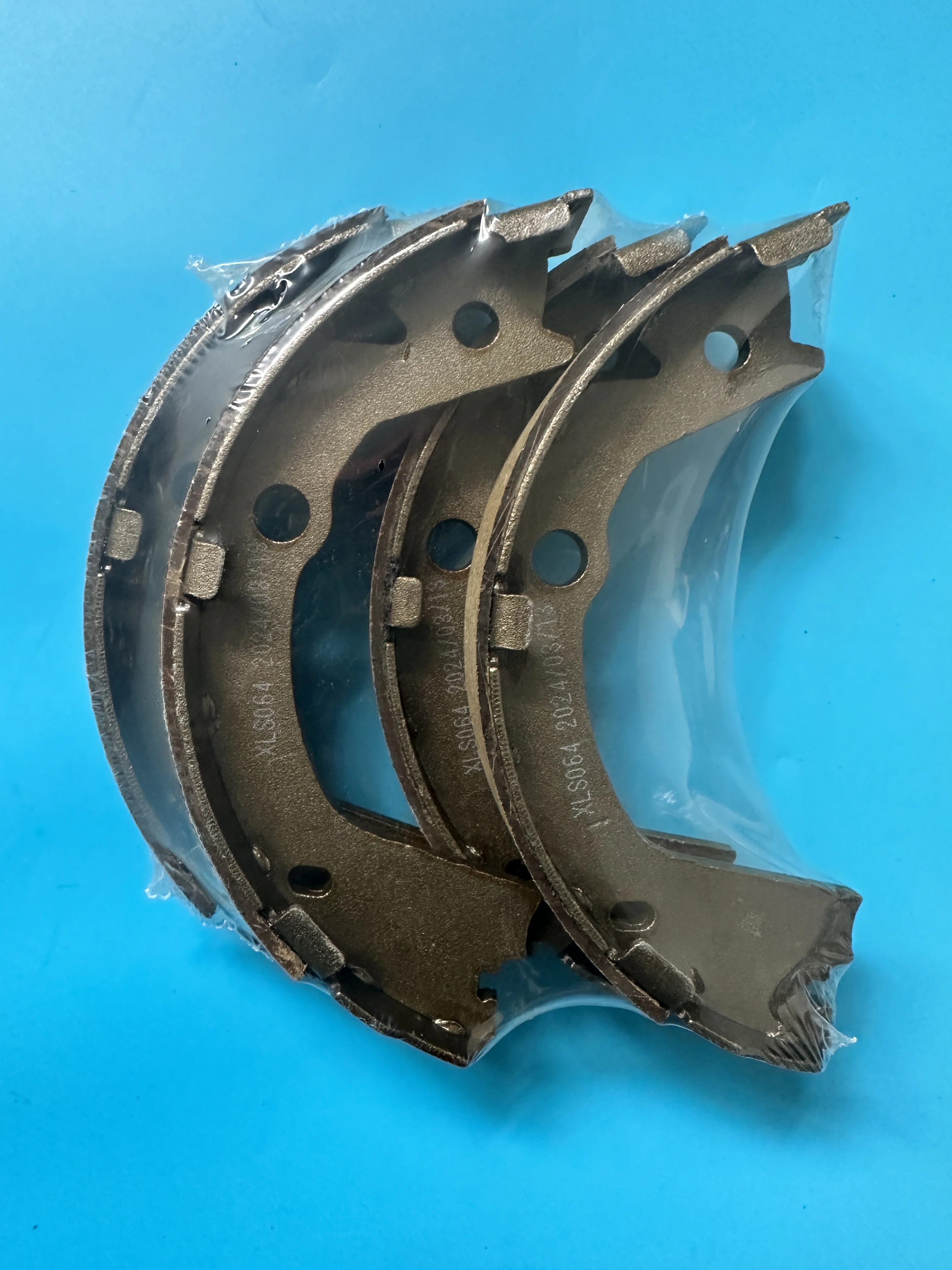 Rear Brake Drum Shoe Set  4833A34000 For Ssangyong Korando C 2WD（2010-2018）