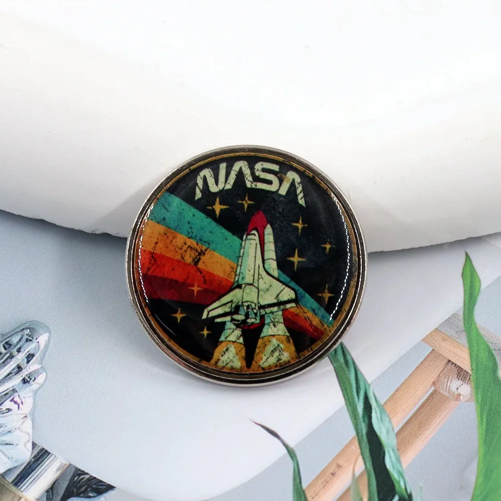 1pc Circular Emblem Space Astronaut Metal Brooch