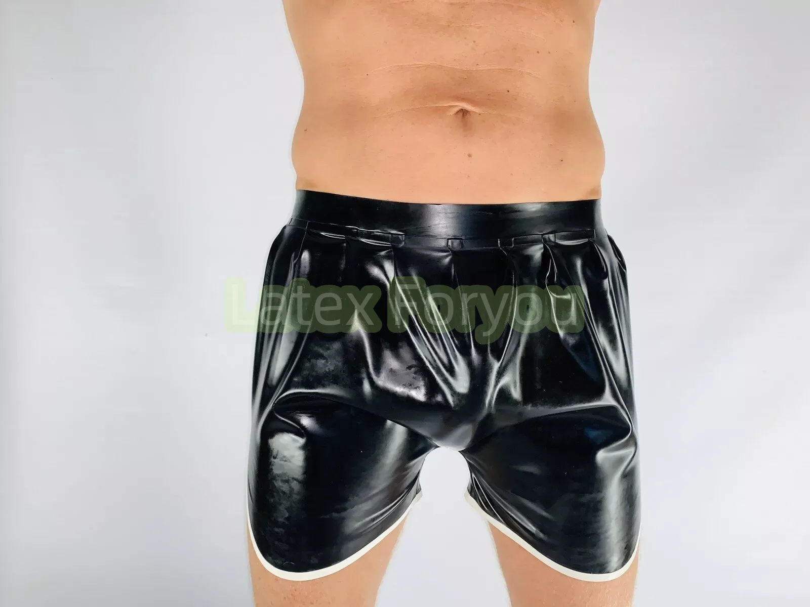 

Резиновые латексные мужские короткие бриджи черного цвета с белой отделкой из латекса 0,4 мм, 100% латексные резиновые трусы, костюм для косплея, разные цвета