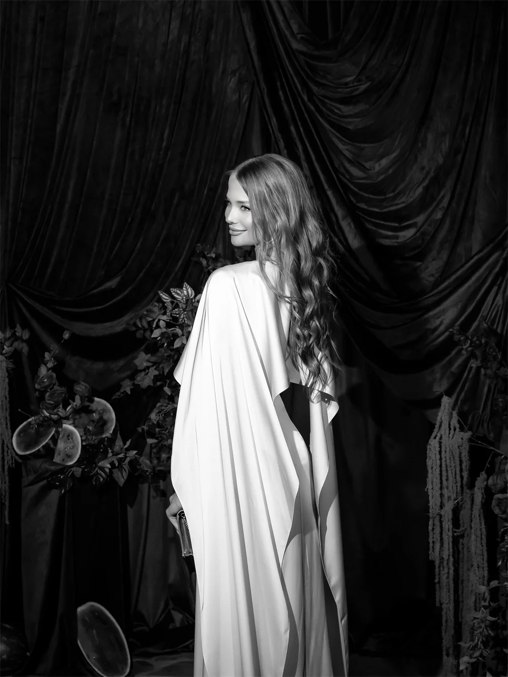 클래식 하이넥 반팔 머메이드 이브닝 드레스 스윕 트레인 포멀 롱 볼 드레스 신상 맞춤형 여성 프롬 가운