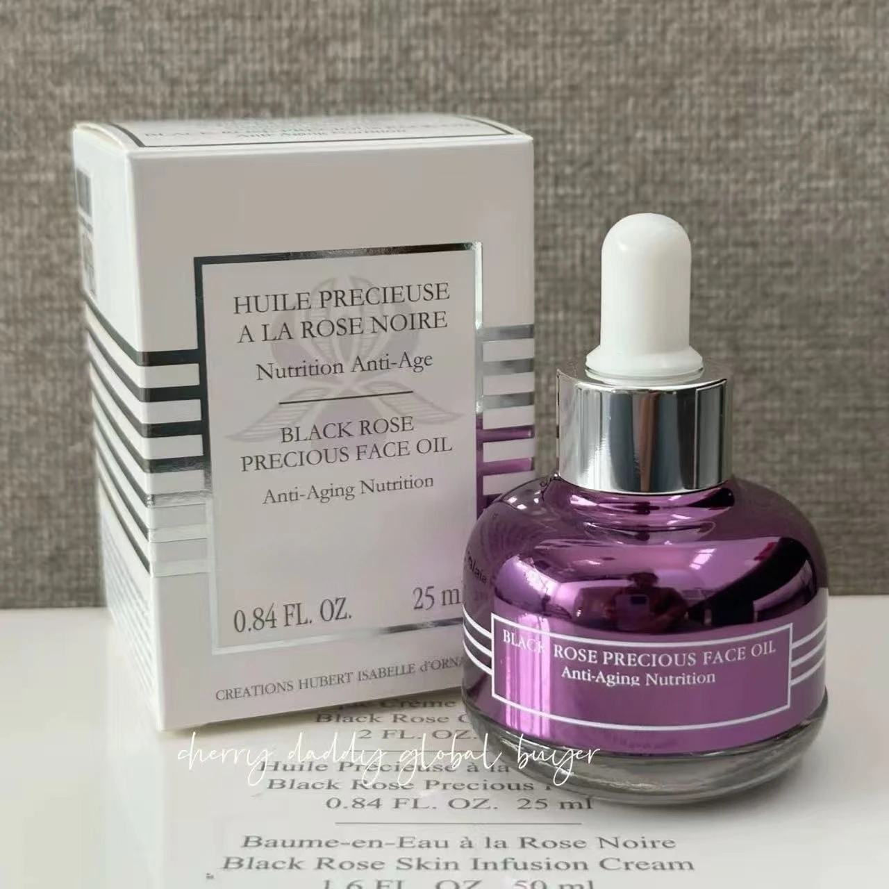Nuovi oli essenziali Rosa nera Prezioso siero per il viso Essenza per la cura della pelle 25ml Schiarire le linee sottili Idratare L'UNITÀ di TRUCCO