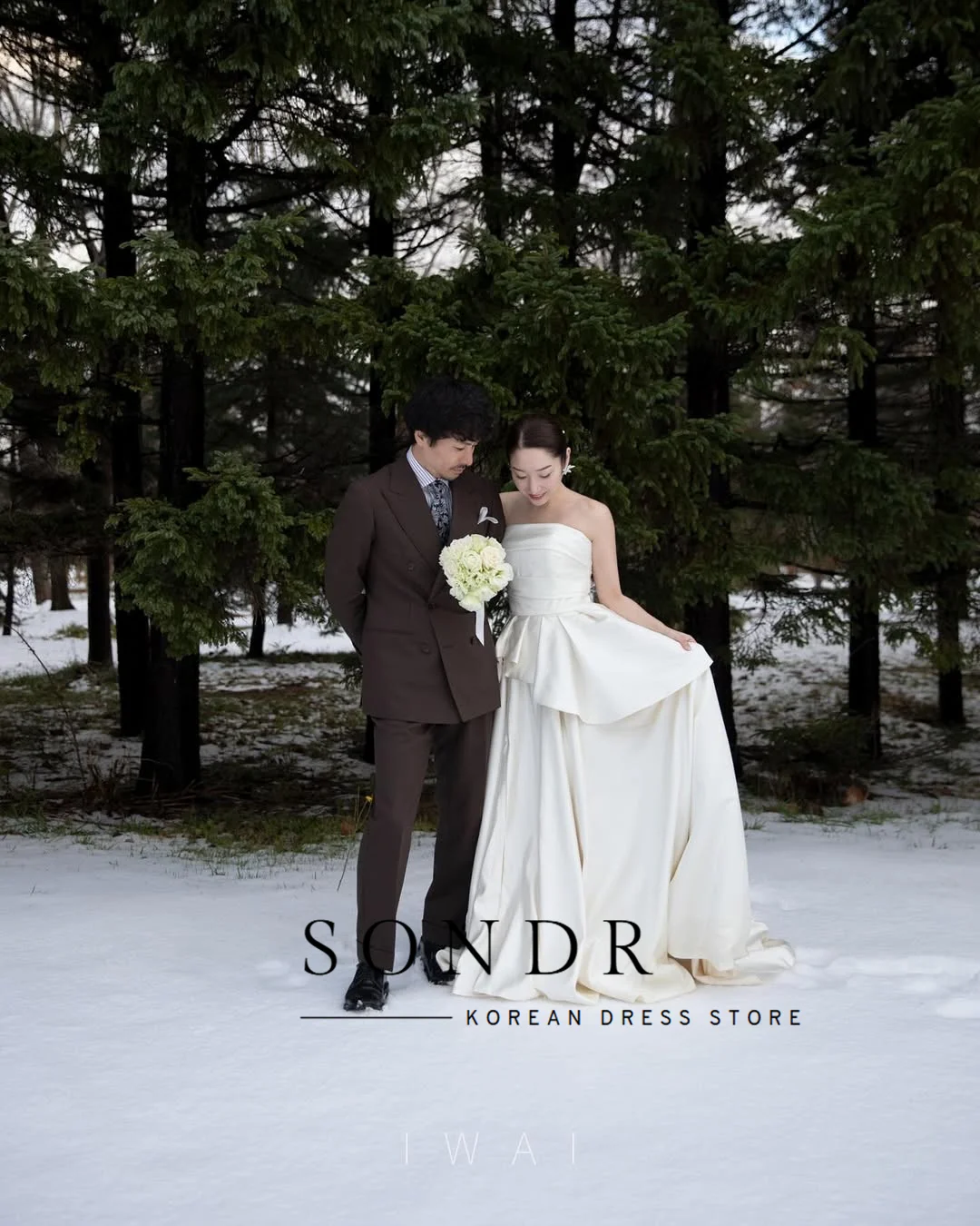 فساتين زفاف كورية جديدة من Sondr من الحرير والساتان بدون حمالات فستان شتوي للتصوير الفوتوغرافي مخصص على شكل حرف A فساتين زفاف ذاتية 2026