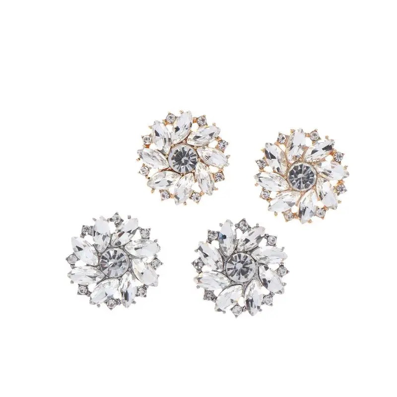 2/4 Stück Funkelnde Strass-Blumenförmige Metallknöpfe Geeignet für Dekorative Knöpfe an Kleidung – Detail 9
