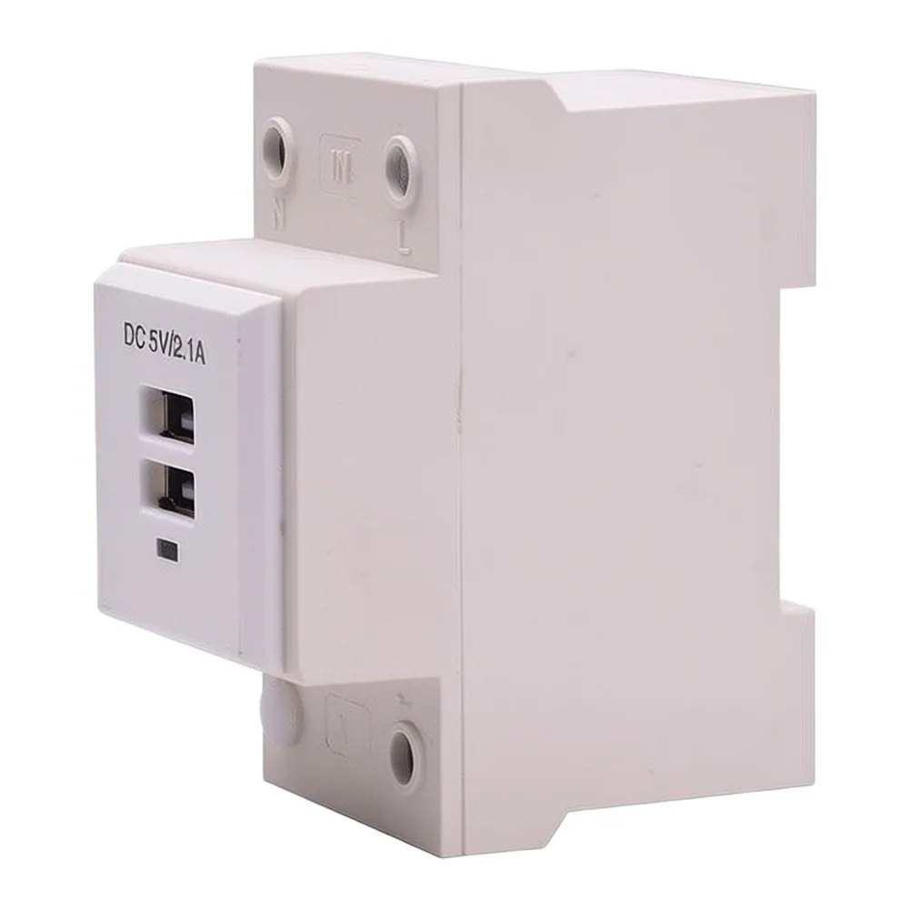 Industrial USB Port USB DIN Rail Socket For Factory Automation Compact Design AC90-240V Input 2.1A Output Current