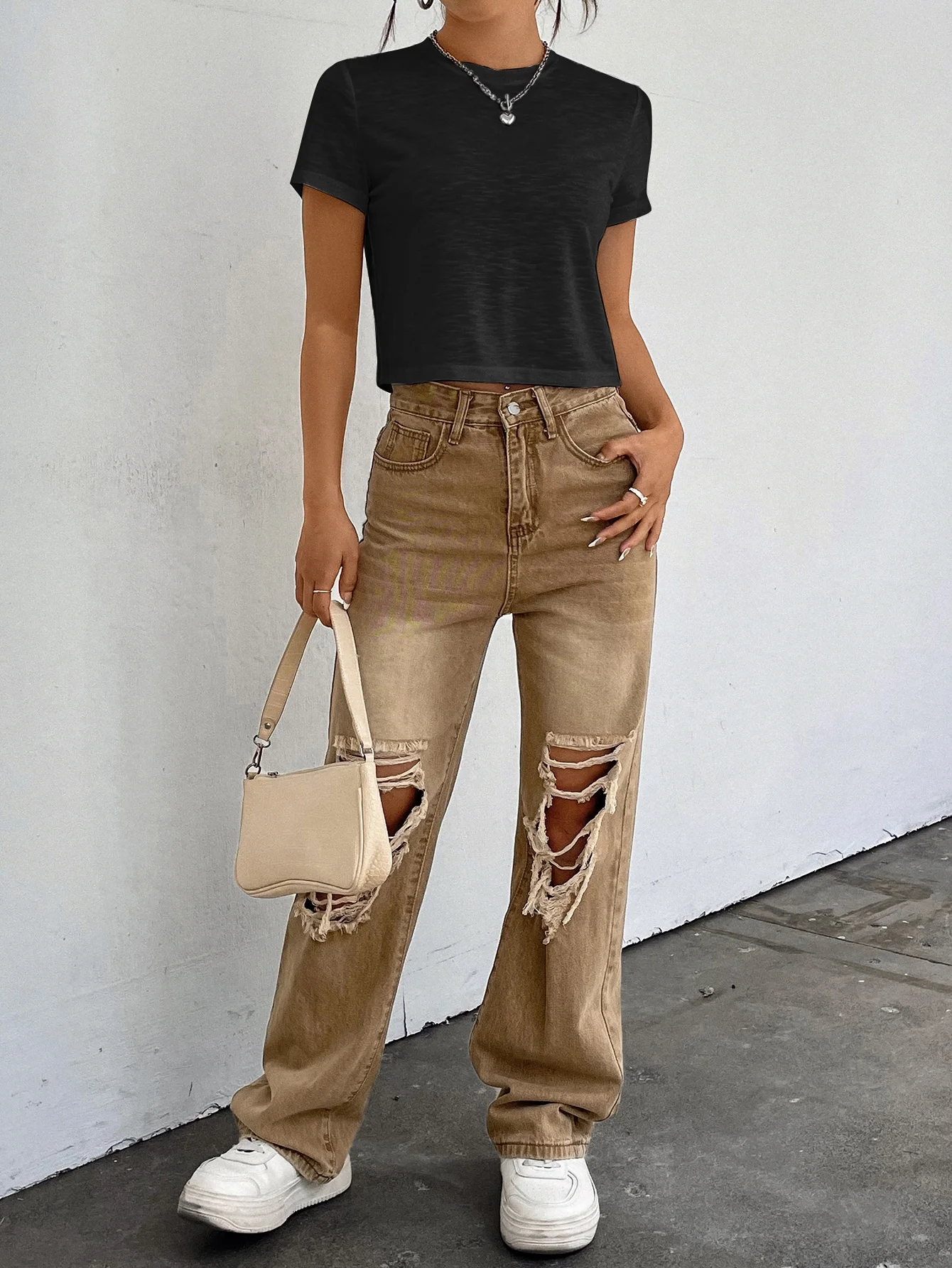 T-shirt américain noir tricoté à manches courtes pour femmes, nouveau style d'été 2025, haut court amincissant et ajusté